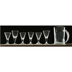 GROUP OF COLORLESS GLASS.