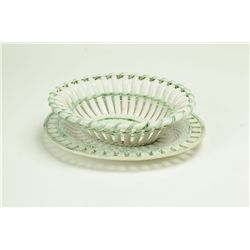 LEEDS BASKET WITH UNDER PLATE.