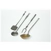 Image 1 : FOUR SMALL UTENSILS.