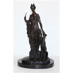 Lovely Bronze Sculpture Victorian Royal Lady and