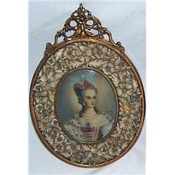 BEAUTIFUL CARVED FLOWERS FRAME HANDPAINTED MINIATURE PO