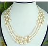 Image 1 : ELEGANT THREE STRANDS WHITE PEARL & COIN PEARL NECKLACE