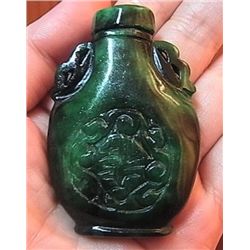 MWF1188 Handcarved Imperial Green Jade Snuff Bottle