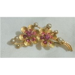 Vintage Floral Pin with Pink Rhinestones/Crystals and Faux Pearls Made In Czech