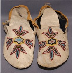 Santee Sioux beaded moccasins