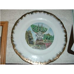 Vintage collector plate from Elitch Gardens Denver, Colorado.  Motto says "Not to see Elitch's is no