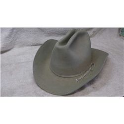 Bailey Premier 7 3/8 cowboy hat .