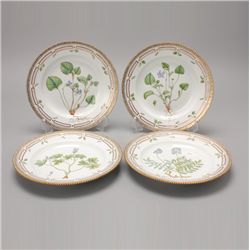 12 Royal Copenhagen Flora Danica Dinner Plates