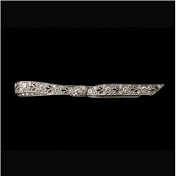 DIAMOND, PLATINUM BROOCH.