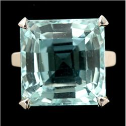 AQUAMARINE, 14K WHITE GOLD RING.