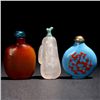 Image 1 : A Group of Three Snuff Bottles