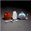 Image 4 : A Group of Three Snuff Bottles