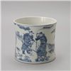 Image 2 : A Transitional Blue and White Porcelain Brush Pot