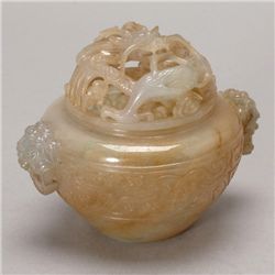 A Jade Dragon-Decorated Covered Censer