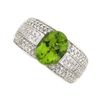 Image 4 : 18k White Gold Ring with Diamonds and Peridot