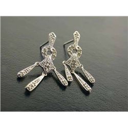 10k White Gold Earrings with Diamonds