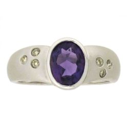 14k White Gold Ring with Amethyst and Diamonds