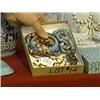 Image 1 : Lot of miscellaneous jewelry: in agate, quartz, shell, etc.