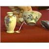 Image 1 : Old Japanese Satsuma cup with butterfly handle (repair), signed Kinkozan and an old miniature vase w