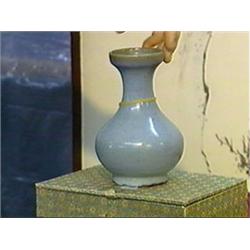 Chinese, Chun yao bottle vase of good form and with fine, even glaze color, probably Jin/Yuan Dynast