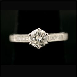 DIAMOND, 18K WHITE GOLD RING.