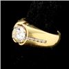 Image 2 : DIAMOND, 18K YELLOW GOLD RING.