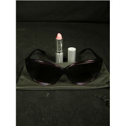 Christina Hendricks Sunglasses and Lipstick from Drive