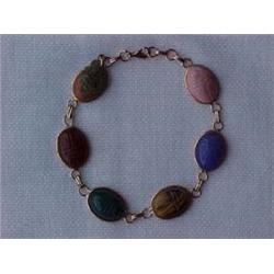 14K GOLD SCARAB BRACELET - 7-1/2  WITH SCAR