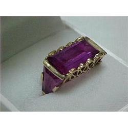 14K GOLD AND SYNTHETIC ALEXANDRITE RING - C