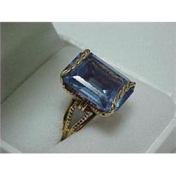 14K GOLD AND BLUE TOPAZ RING - FANCY YELLOW