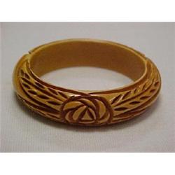 CARVED BAKELITE BANGLE BRACELET - 3/4" WIDE