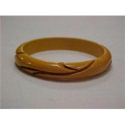 CARVED BAKELITE BANGLE BRACELET - 1/2" WIDE