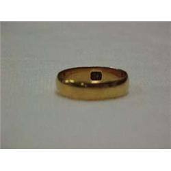 18K GOLD WEDDING BAND - SIZE EIGHT WEDDING