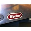 Image 2 : BERKEL 12" MEAT SLICER