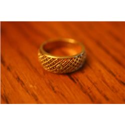 costume ring