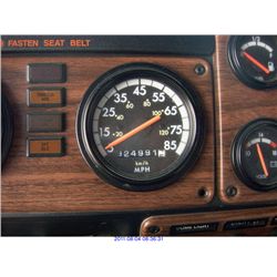 2001 - FREIGHTLINER TRACTOR