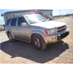 1999 - INFINITI QX4