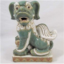 VINTAGE CERAMIC FOO DOG FIGURINE