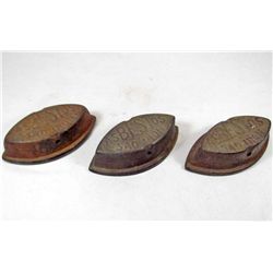 LOT OF 3 ANTIQUE ASBESTOS SAD IRONS