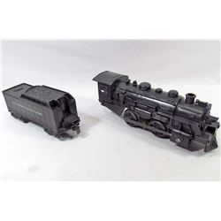 VINTAGE MARX TRAIN ENGINE AND COAL TENDER