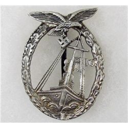 GERMAN NAZI LUFTWAFFE SEA BATTLE BADGE