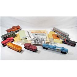 LOT OF VINTAGE TRAINS AND REFERENCE GUIDE