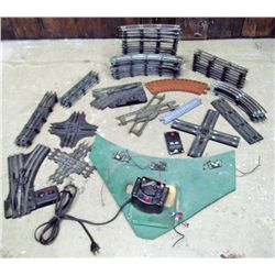 LARGE LOT OF VINTAGE TRAIN TRACK