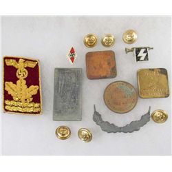 LOT OF MISCELLANEOUS GERMAN NAZI NAVAL BUTTONS, COINS AND INSIGNIAS