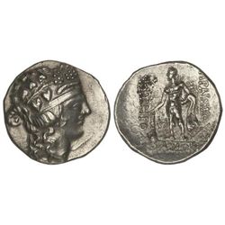Tetradracma. - 148 a.C. - THASOS. - Anv.: Cabeza de Dionisos a derecha. Rev.: Hércules a izquierda c