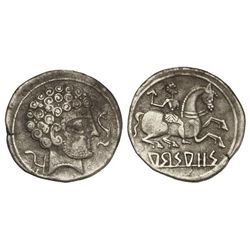 Denario. - ARSAOS. - Anv.: Cabeza masculina barbada a derecha, delante delfín, detrás arado. Rev.: J