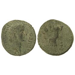 As. - IRIPPO. - Anv.: Cabeza masculina a derecha, delante IRIPPO. Rev.: Deidad femenina sentada a iz