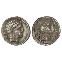 Denario. - BOLSCAN. - Anv.: Cabeza barbada a derecha, detrás signos ibéricos BoN. Rev.: Jinete con l