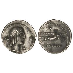 Denario. - 90-89 a.C. - CALPURNIA, -. L. Calpurnius Piso Frugi. - Rev.: Jinete con palma galopando a