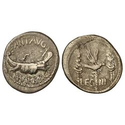 Denario. - 43-30 a.C. - MARCO ANTONIO. - Anv.: ANT. AVG. III VIR. R. P. C. Galera pretoriana a derec